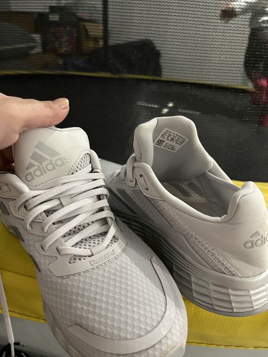 Adidasi Adidas dama marimea 38