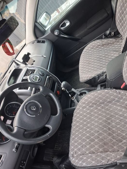 Продам авто икономны 1.6л