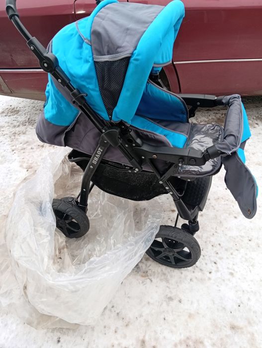 Продам коляску детскую