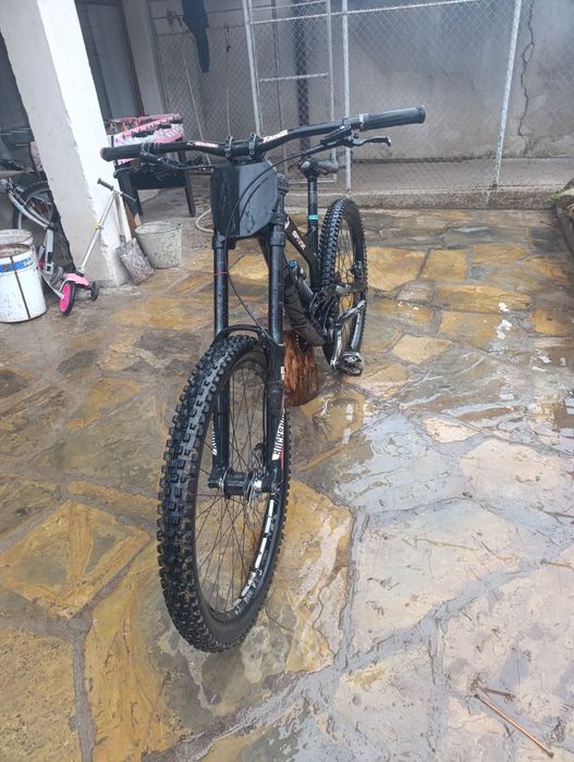 Yt tues 2015 година алуминиево