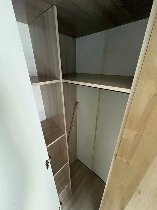 Продам шкаф и кровать
