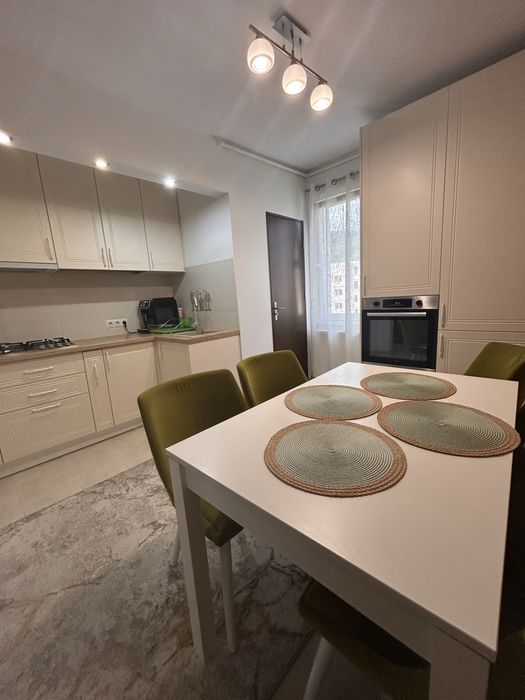 Apartament 2 Camere Modern | Etaj 4/4 (Bloc Izolat) + AC | Zona Tudor (Str. Rodniciei)