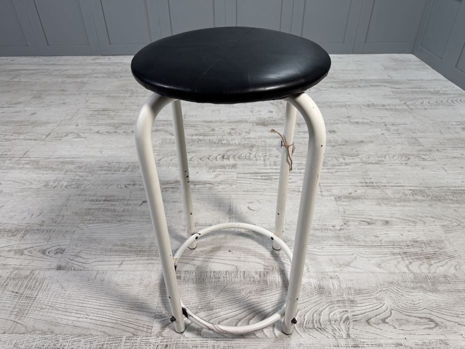 Винтидж високи табуретки - бар стол Р258, Р338, Г360