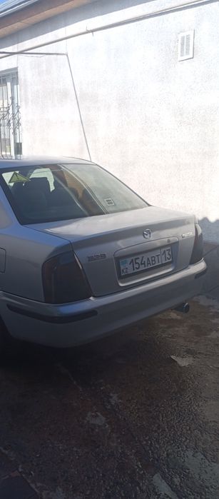 Мазда 323 в хорошем состоянии