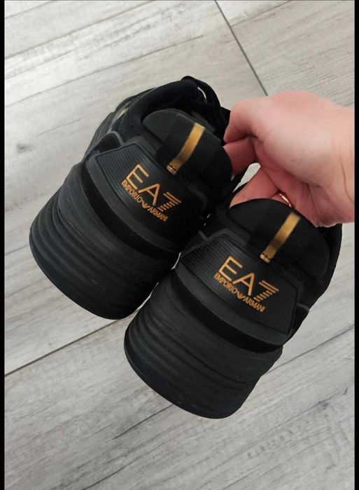 Adidași Emporio Armani