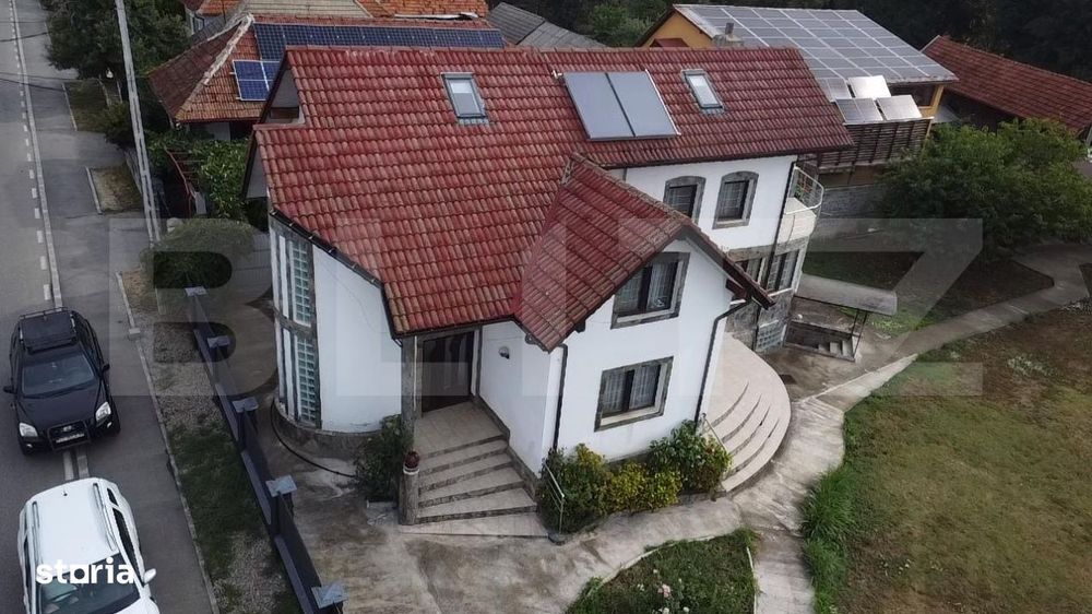 Casa P+E+M, 250 mp si 3400 mp teren, zona Arcani
