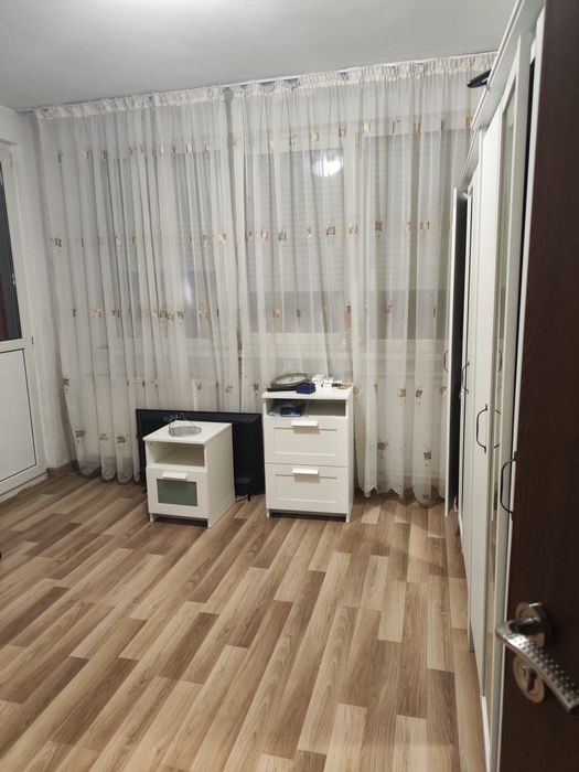 Vand apartament 2 camere