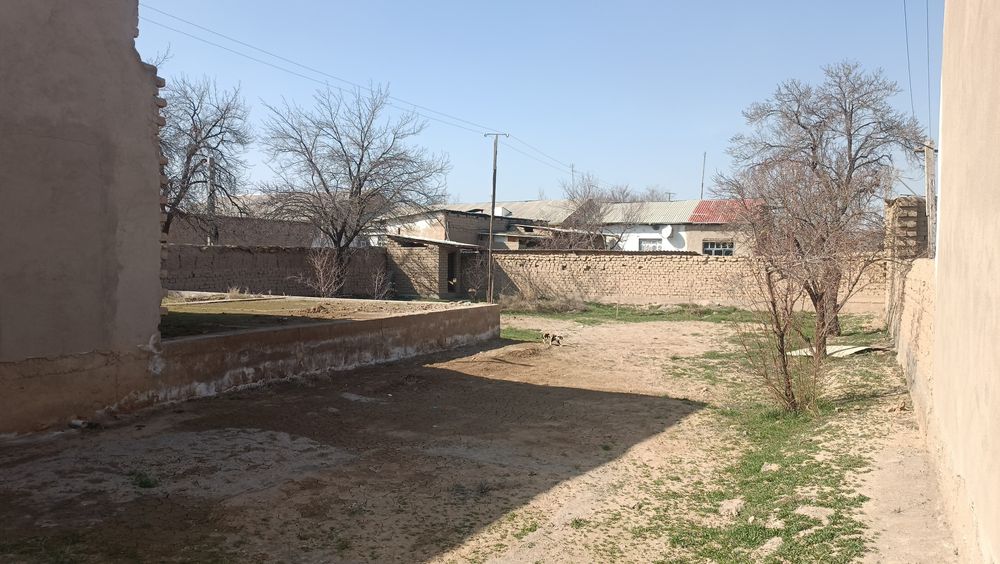 Tuganlamangan uy sotiladi