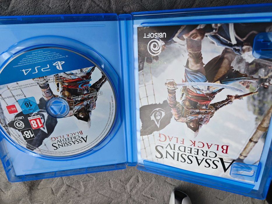 Продавам Assassin's creed black flag PS4