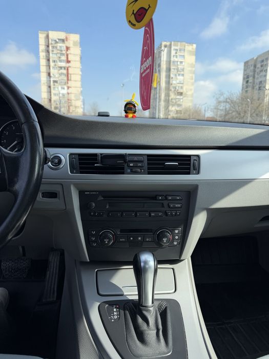 BMW E90, 325i, бензин