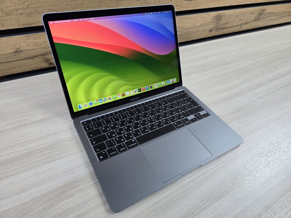Macbook Air, M1, Ram 8Gb, SSD 256Gb, Retina 2K, EAC