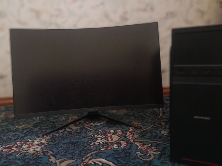 Komplekt kompyuter