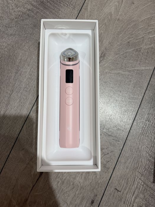 Medicube AGE-R Booster pro