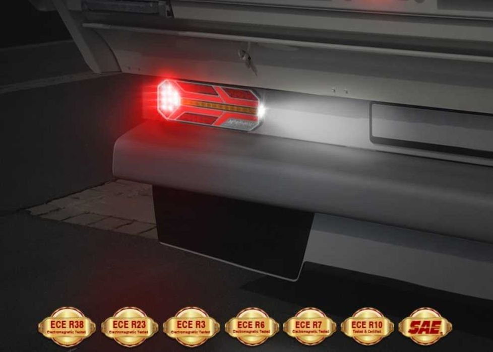 Комплект LED Диодни Стопове, Динамичен Мигач, 7 Функции, 12/24V