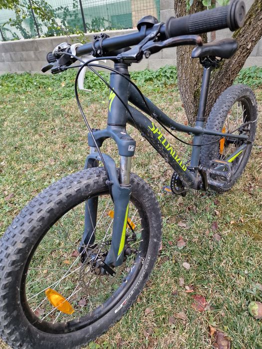 Bicicleta copii 6-9 ani Specialized Rip Rock 20"