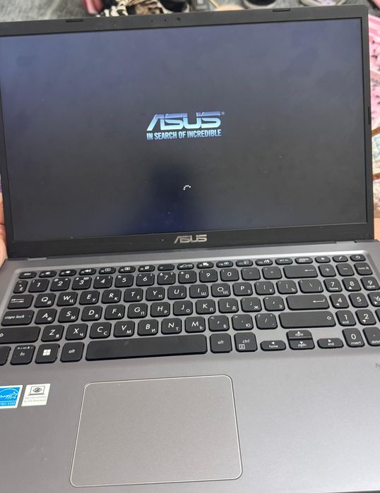 Продам ноутбук Asus ExpertBook