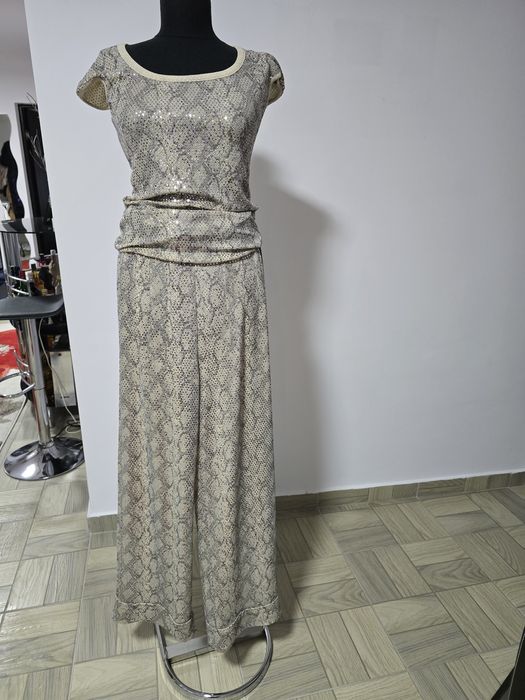 Pantaloni argintii cu paiete strălucitoare, model bej snake print