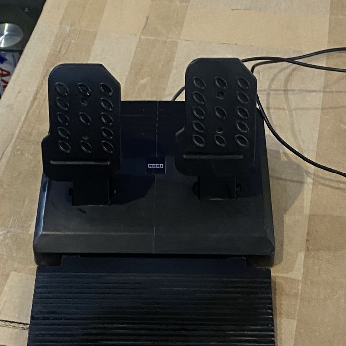 Руль игровой для компьютера