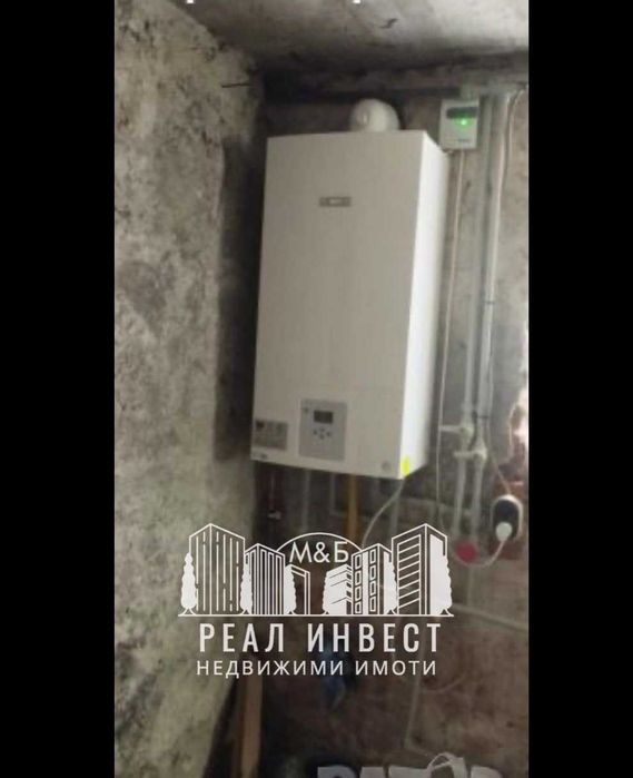 Продавам къща близнак в гр. Димитровград