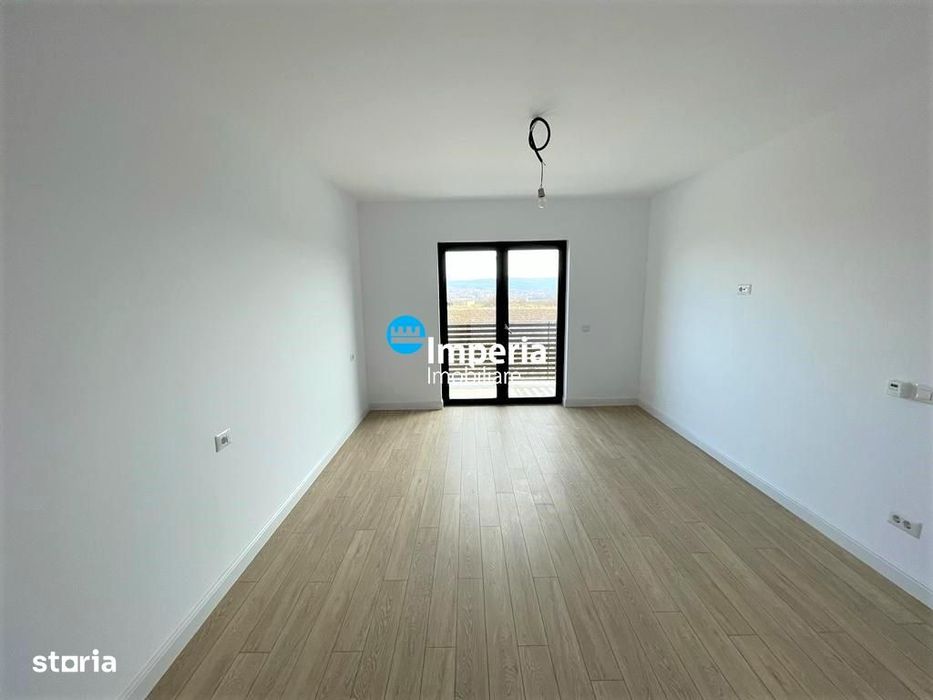 Vila 4 camere, Miroslava, Notariat, asfalt, beci, zona excelenta