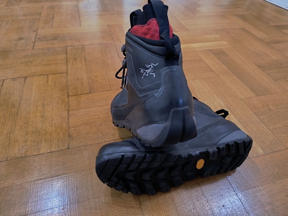 ARCTERYX goretex  мъжки обувки