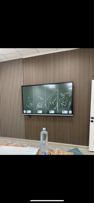 Интерактивные панели , мобильные стойки , ОПС