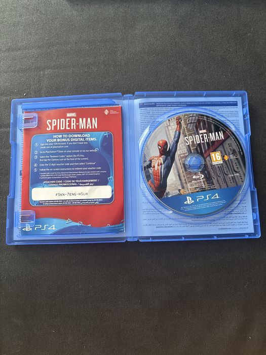 Joc ps4  spiderman game of the year edition