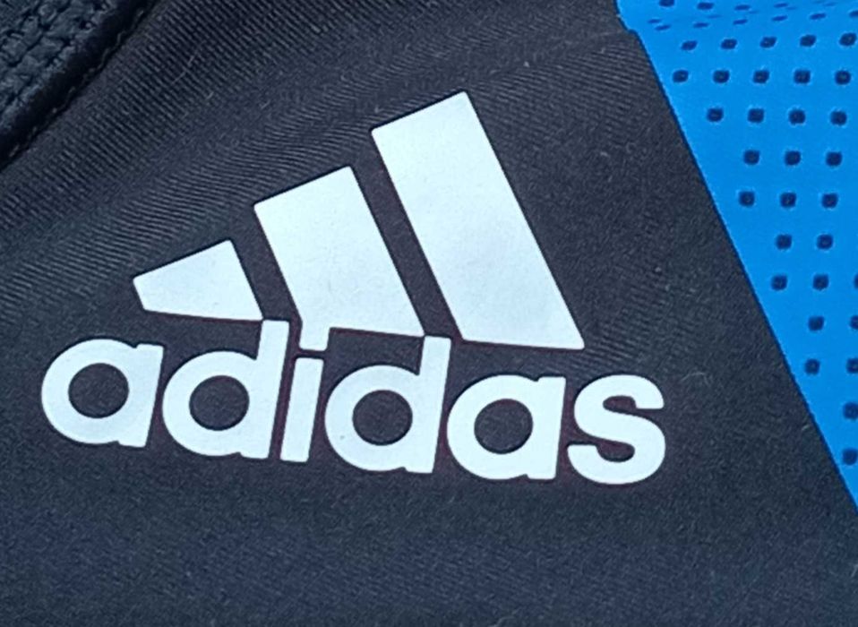 maieu Adidas de compresie