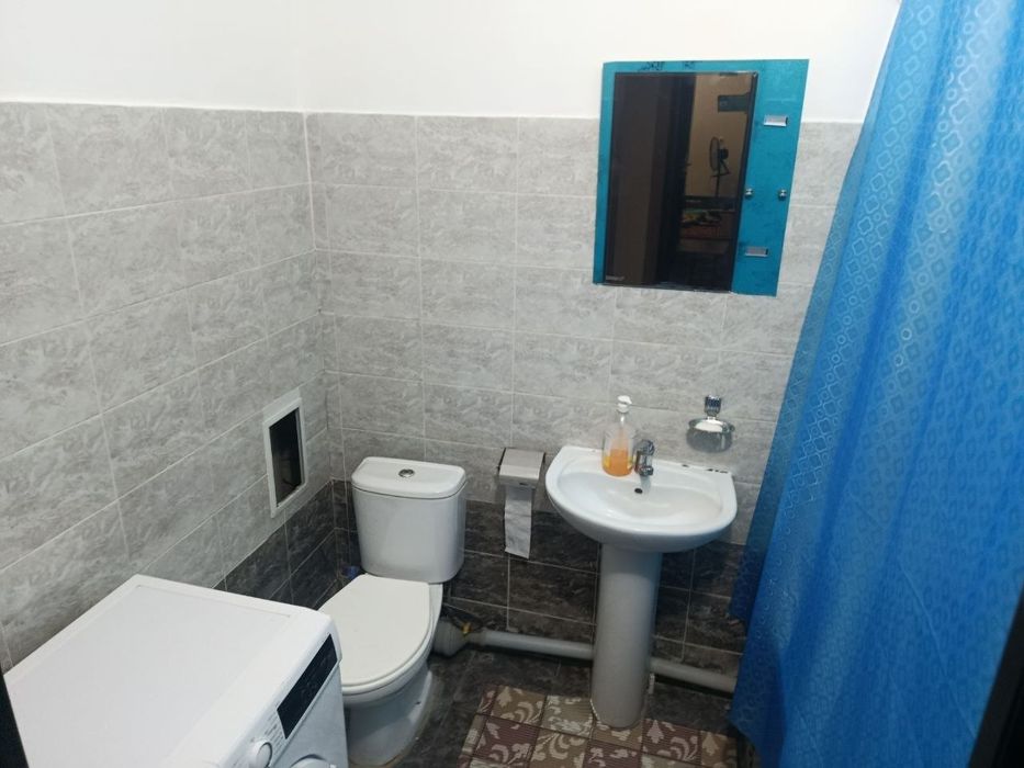 Qorasuv 1da 2 xonali kvartira sharoiti bn oilaga beriladi
