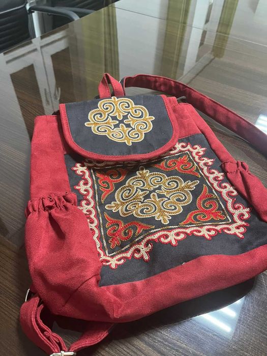 Рюкзак в национальном стиле