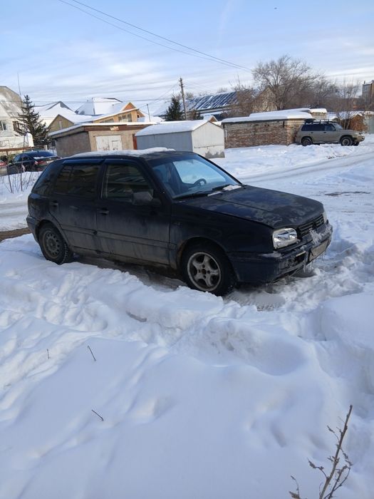 Продам автомобиль гольф 3 1992 года