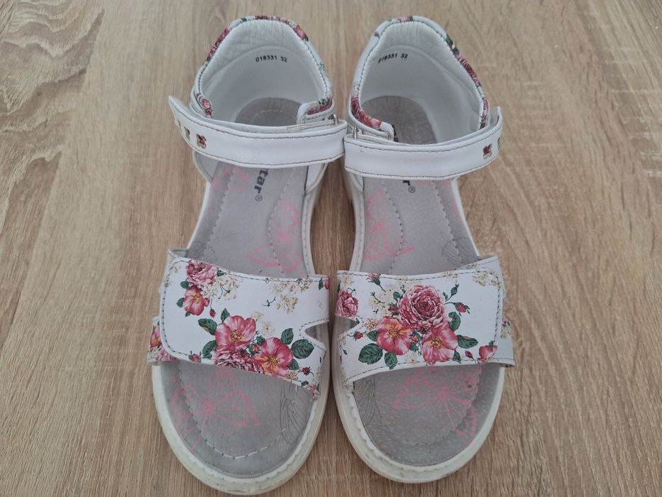 Детски сандали за момиче