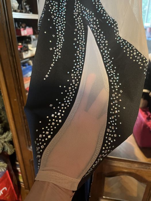 Rochie eleganta cu strasuri