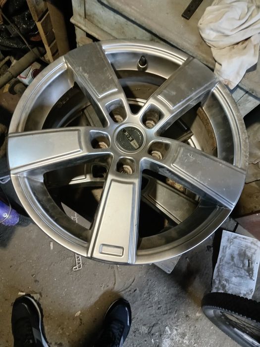 Продам диски на мерседес