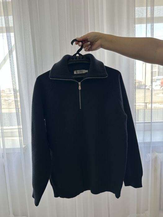 одежда          .