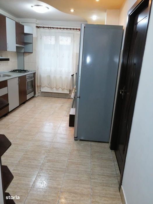 Apartament 3 camere, finisaje clasice, Brancusi — fotografia 1