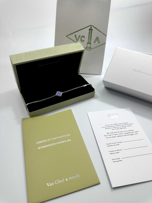 Bracelet Van Cleef & Arpels 1 motif White Gold 750 Chalcedony