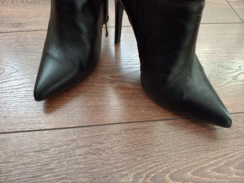 Дамски елегантни ботуши