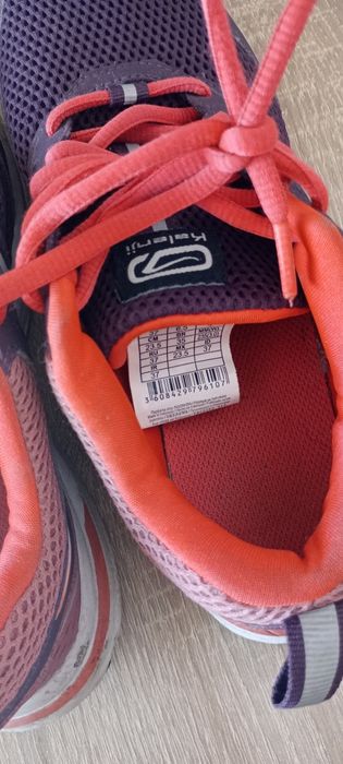 Маратонки на ,,Календжи,, на Декатлон номер 37