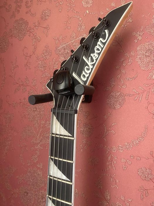 Электрогитара Jackson