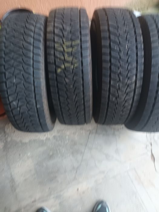 Bridgestone 235/75/15