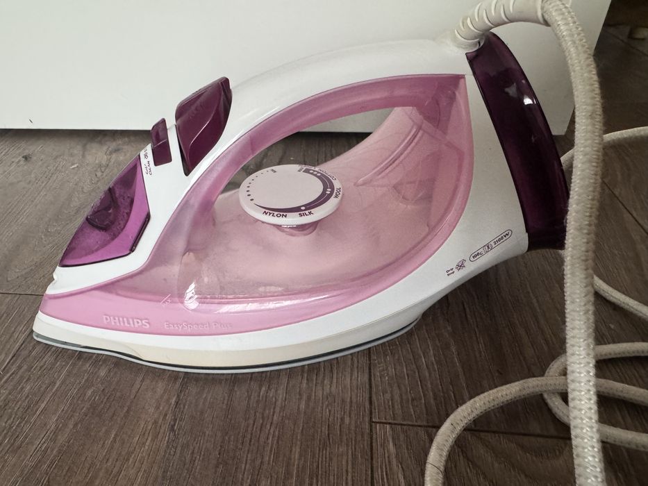 Парна ютия  Philips EasySpeed 2100W верикална и хоризонтална пара