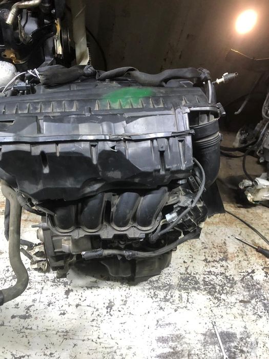 Контрактные мотор пежо 301 с vvt-i  1.6л с Европы