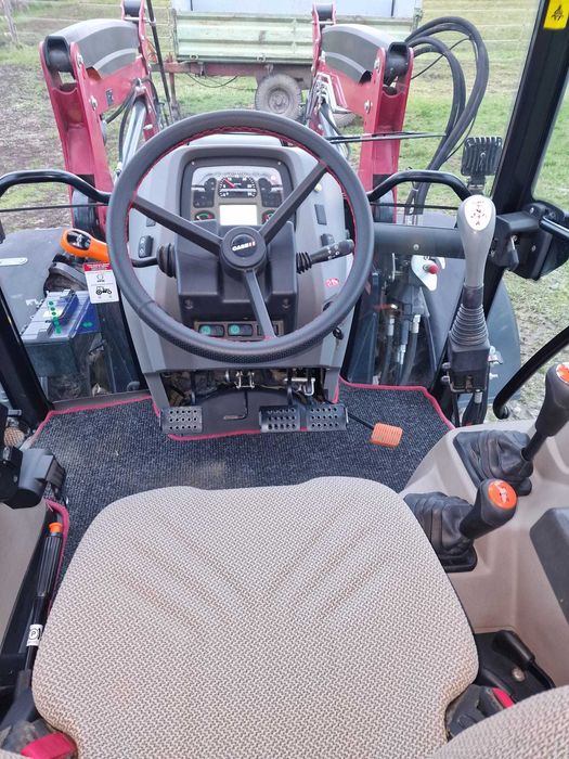 Tractor Case IH Farmall 75 A