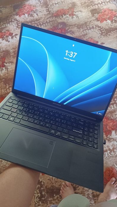 Asus Vivobook. Srochna