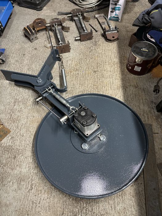 Отклоняваща секция за косачка