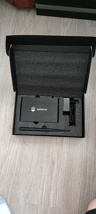 Sensecap M1 miner EU868, HNT, Helium network, crypto