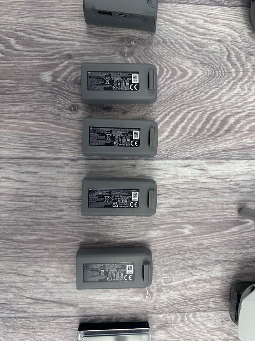 DJI Mini 2 (Fly More Combo)