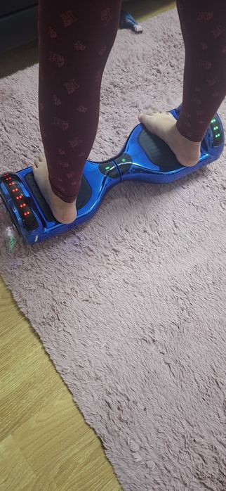 Hoverboard cu acumulator nou instalat