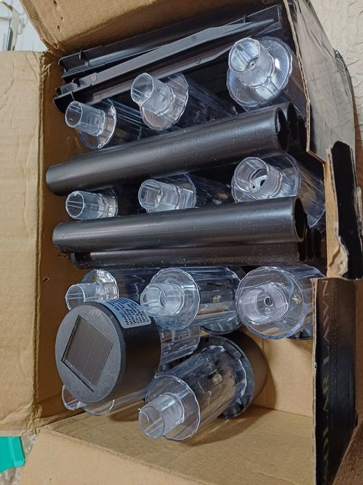 Продавам соларни лампички!